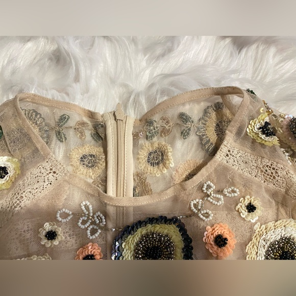 Pink needle and tread dress - Picture 3 of 6